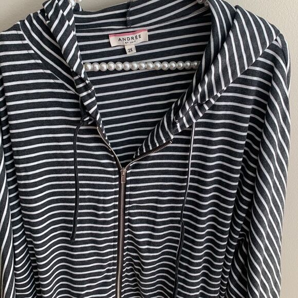 Andree by unit light weight jacket size 2x - Picture 2 of 5